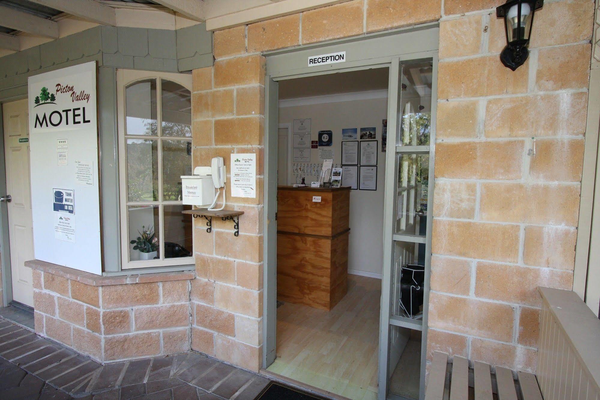 Picton Valley Motel Australia Екстер'єр фото