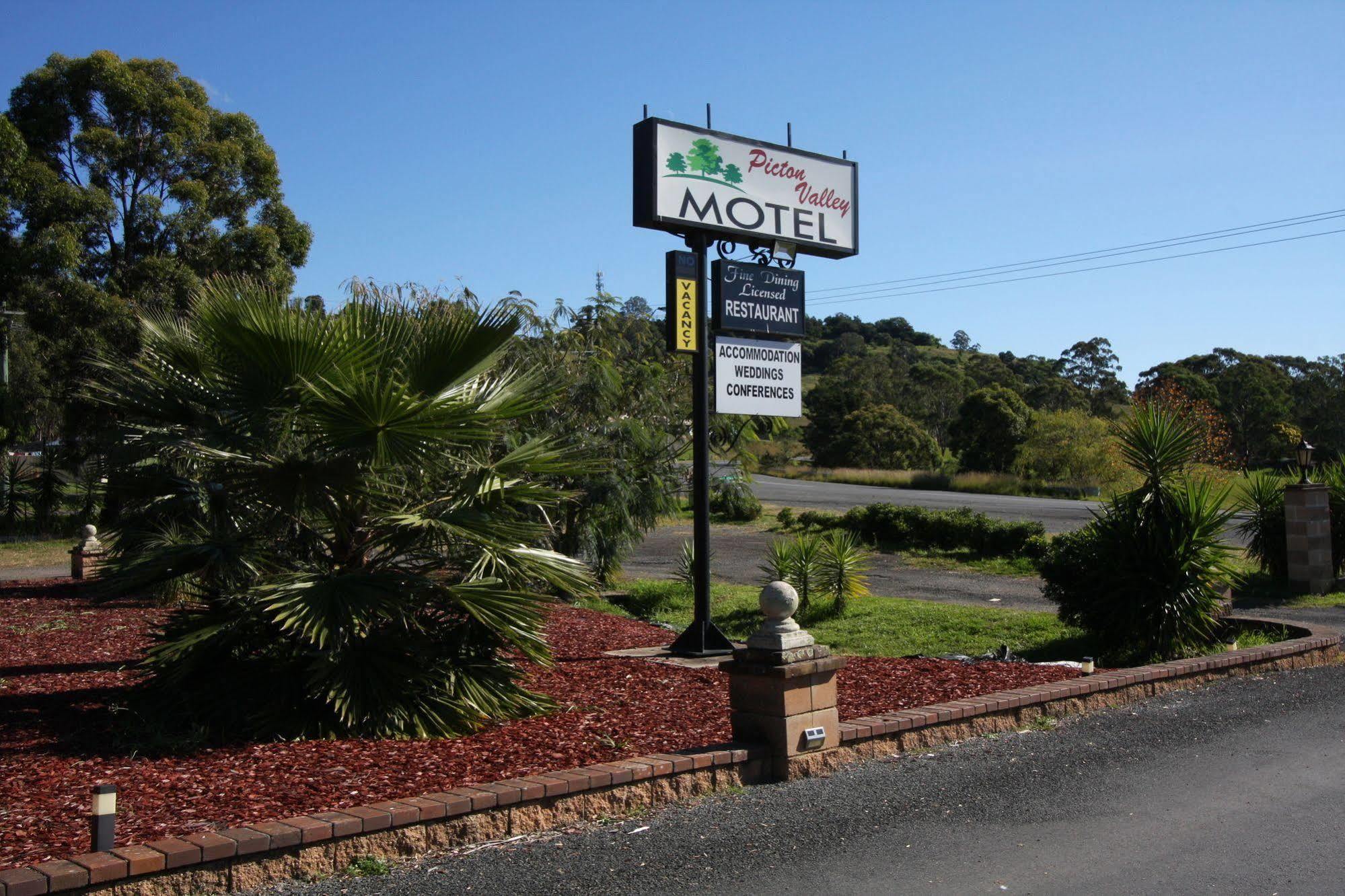 Picton Valley Motel Australia Екстер'єр фото